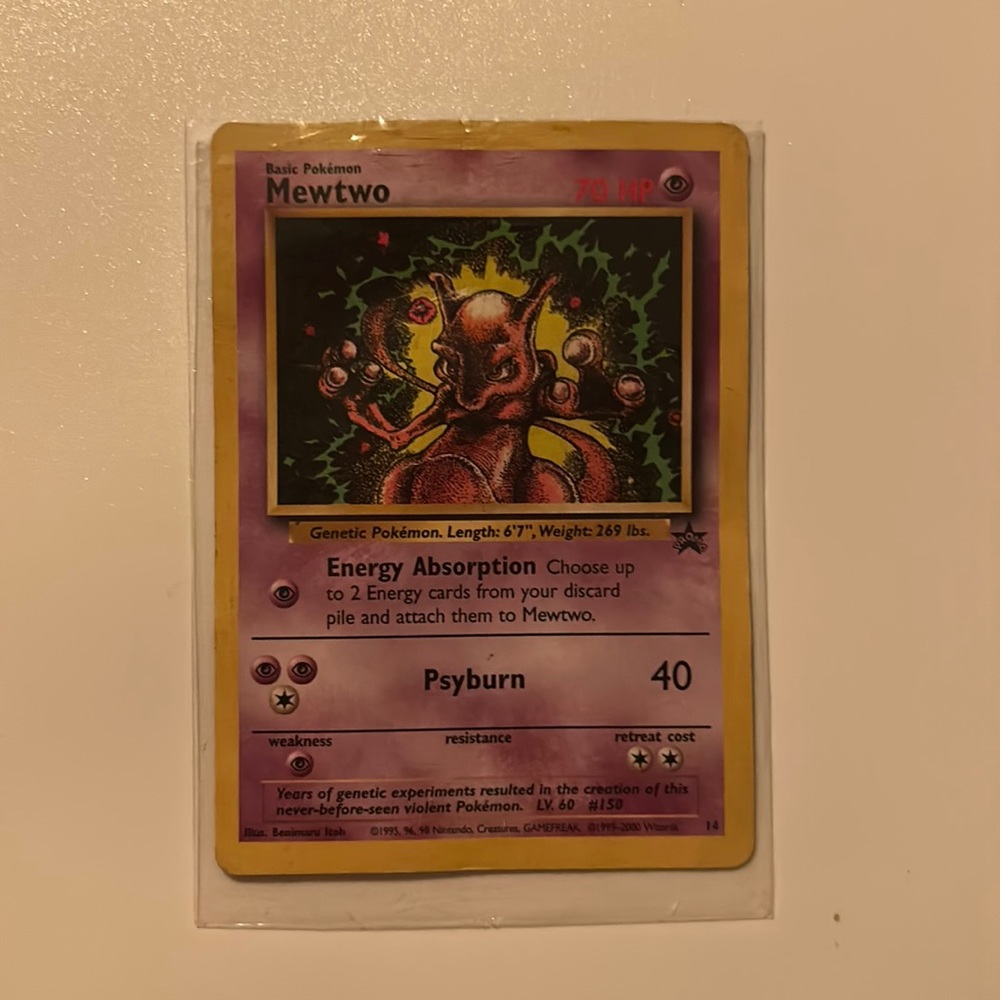 1995 Mewtwo Pokémon card